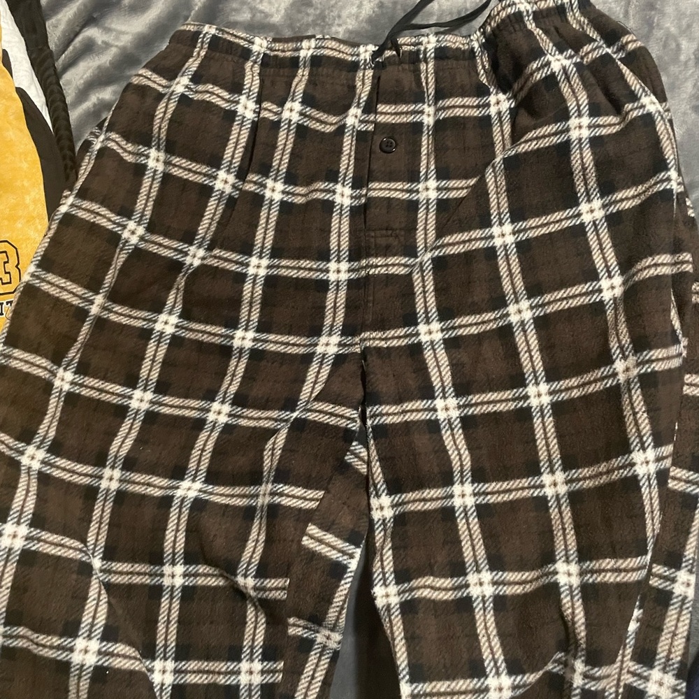 Worn a few times. Good condition.